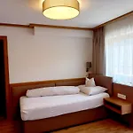 Hotel Denggerhof 3*