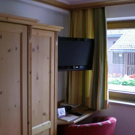 Hotel Denggerhof 3*